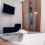 Konukevi Arroios *