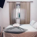 Konukevi Arroios *